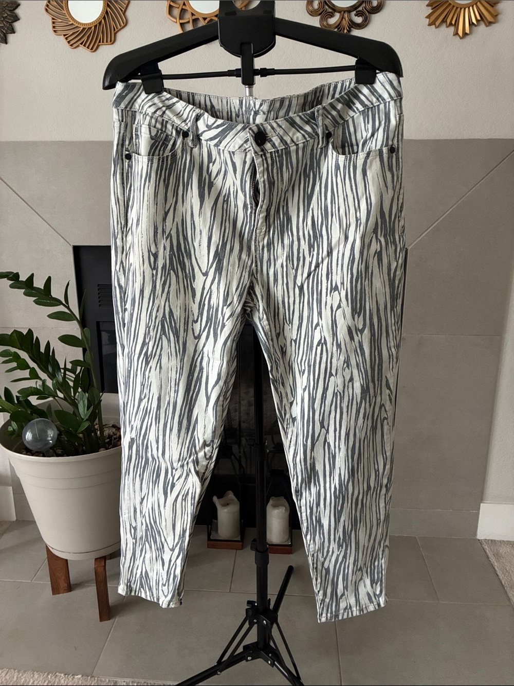 Lane Bryant Zebra-Print Skinny Pants in White and Gray